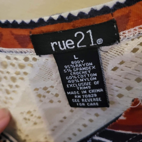 Tank - Picture 2 of 3